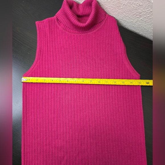 Liz Claiborne Collection Turtle Neck Sleeveless Silk Hot Pink Top Size Small - Picture 10 of 16